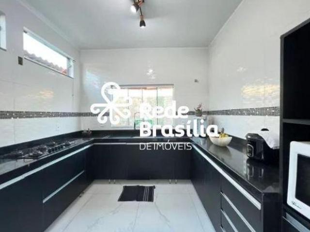 Casa venda em Região Geográfica Imediata do Distrito Federal, Região Integrada de Desenvolvimento do Distrito Federal e Entorno