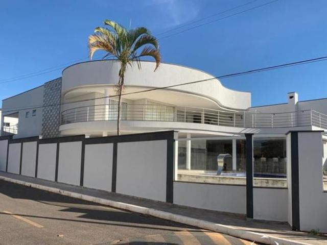 Casa venda em Região Geográfica Imediata do Distrito Federal, Região Integrada de Desenvolvimento do Distrito Federal e Entorno