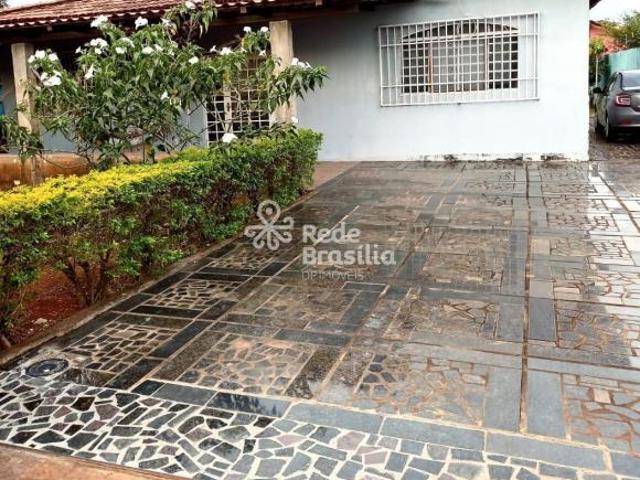 Casa venda em Região Geográfica Imediata do Distrito Federal, Região Integrada de Desenvolvimento do Distrito Federal e Entorno