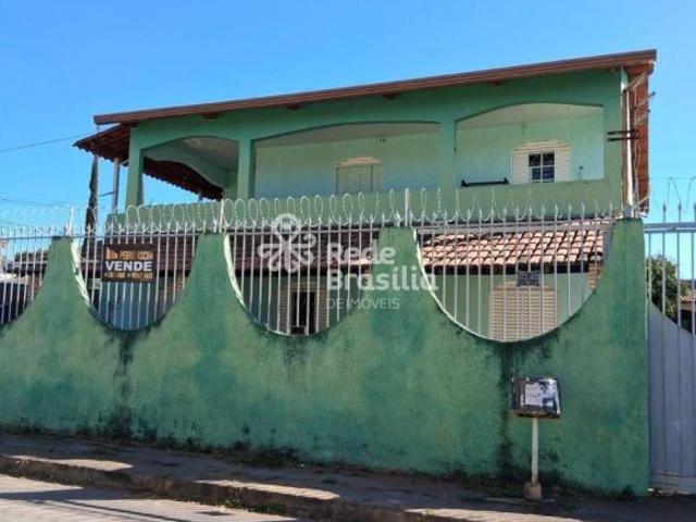 Casa venda em Região Geográfica Imediata do Distrito Federal, Região Integrada de Desenvolvimento do Distrito Federal e Entorno