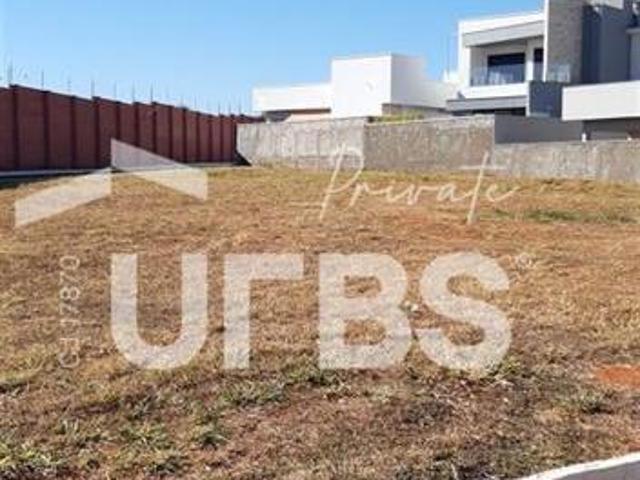 Terreno venda em Jardim Imperial II, Trindade