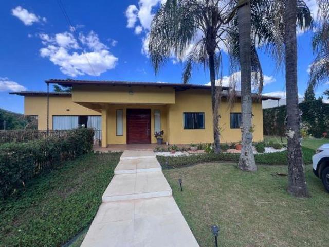 Casa venda em Condomínio Ouro Vermelho 2, Jardim Botânico