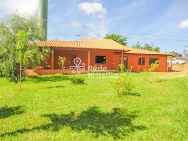 Casa venda em Região Geográfica Imediata do Distrito Federal, Região Integrada de Desenvolvimento do Distrito Federal e Entorno