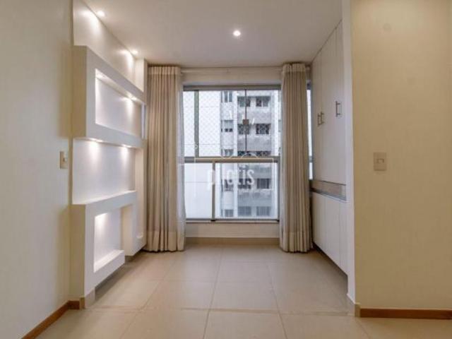Apartamento venda em Região Geográfica Imediata do Distrito Federal, Região Integrada de Desenvolvimento do Distrito Federal e Entorno