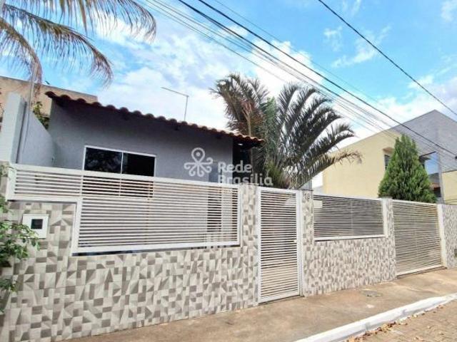 Casa venda em Região Geográfica Imediata do Distrito Federal, Região Integrada de Desenvolvimento do Distrito Federal e Entorno