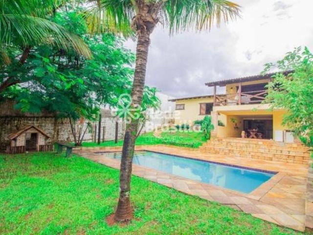 Casa venda em Região Geográfica Imediata do Distrito Federal, Região Integrada de Desenvolvimento do Distrito Federal e Entorno