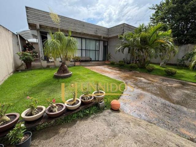 Casa venda em Região Geográfica Imediata do Distrito Federal, Região Integrada de Desenvolvimento do Distrito Federal e Entorno