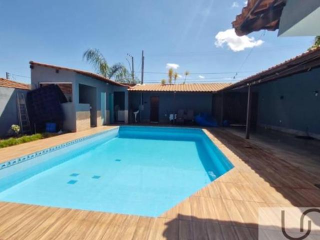 Casa venda em Região Geográfica Imediata do Distrito Federal, Região Integrada de Desenvolvimento do Distrito Federal e Entorno