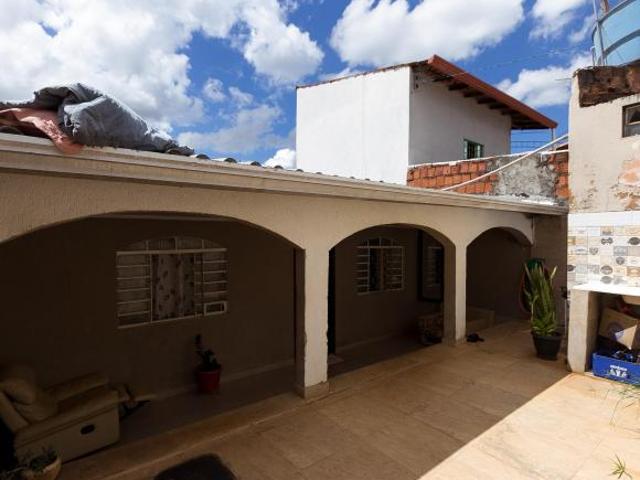 Casa venda em Região Geográfica Imediata do Distrito Federal, Região Integrada de Desenvolvimento do Distrito Federal e Entorno