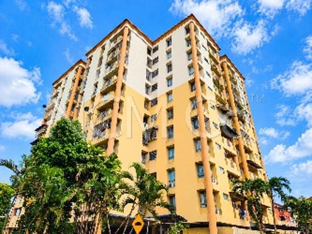 Apartment for sale in Kuala Lumpur, Country Heights Damansara