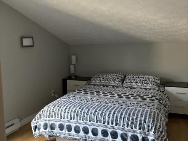 Apartment for rent in Memphrémagog, Quebec