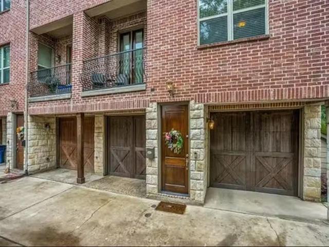 Condo for rent in Dallas