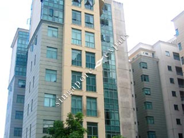 Apartment for rent in Hillview, Singapore
