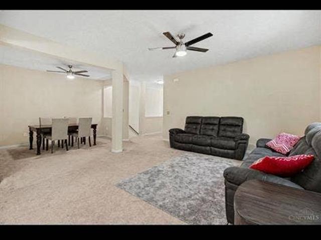 Apartment for rent in Roselawn, Ohio