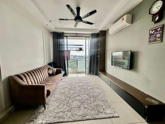 Serviced Residence for sale in Seri Kembangan, Majlis Bandaraya Subang Jaya