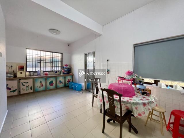 Residential House for sale in Country Heights Damansara, Kuala Lumpur