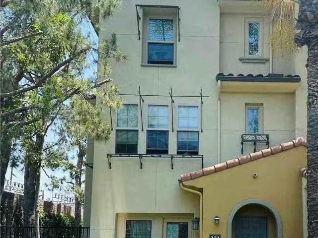 Condo for rent in Fullerton