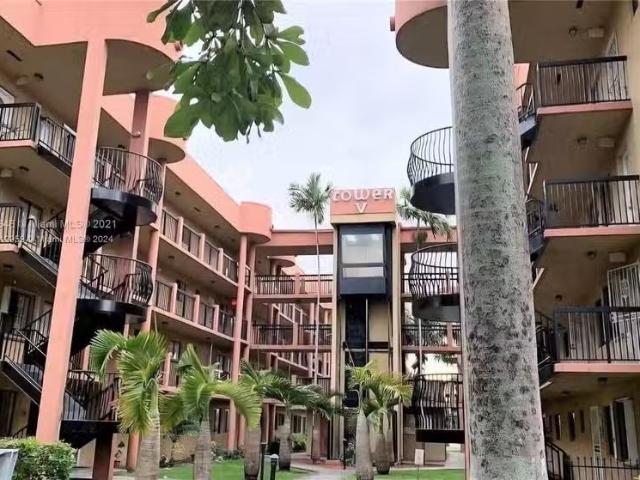 Condo for rent in Hialeah