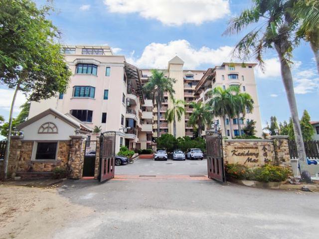Condominium for sale in Malaka