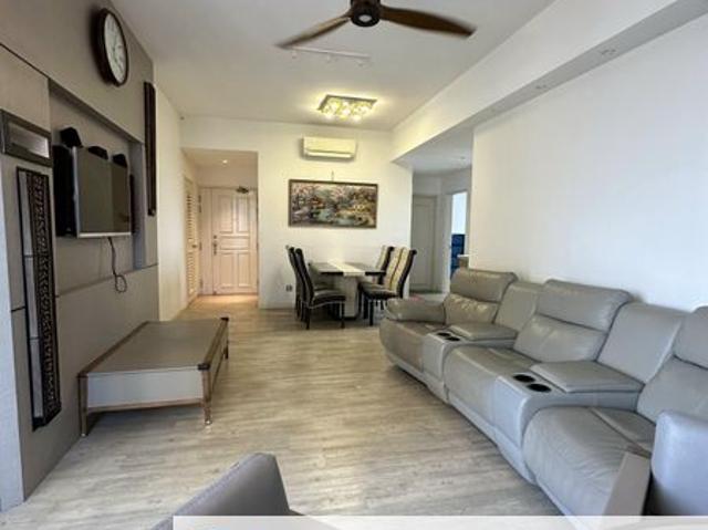 Condominium for rent in Malaka