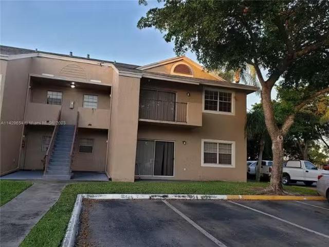 Condo for rent in Hollywood Condo for rent in Hollywood