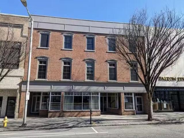 Condo for rent in Danbury