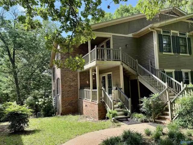 Condo for rent in Huntsville