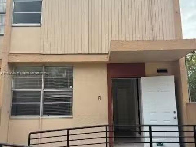 Condo for rent in Miami