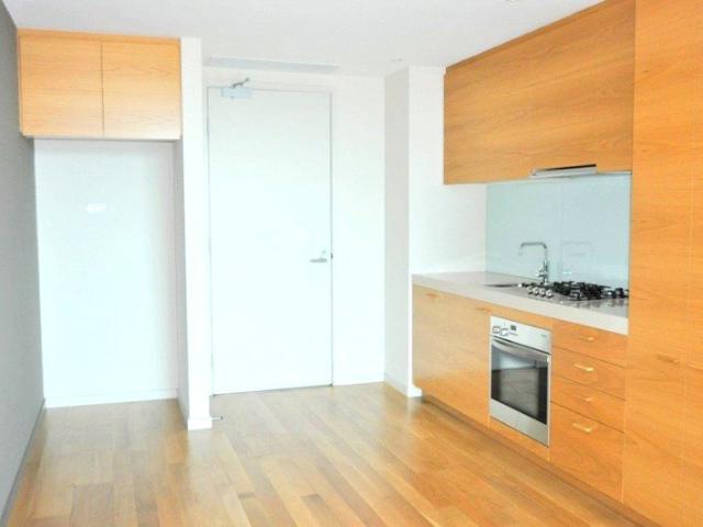 Apartment for rent in NewQuay, Melbourne