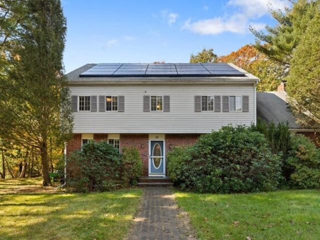 House for sale in Sharon, Norfolk County