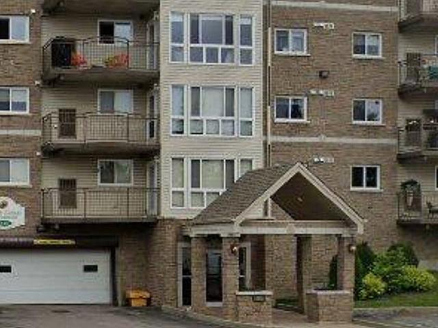 Condo for sale in Thunder Bay, Ontario