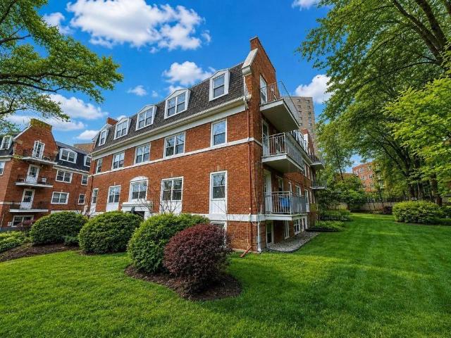 Apartment for rent in St. Leonard's, Quebec