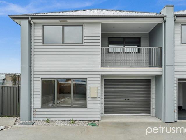 Townhouse for sale in Hobart, Tasmania