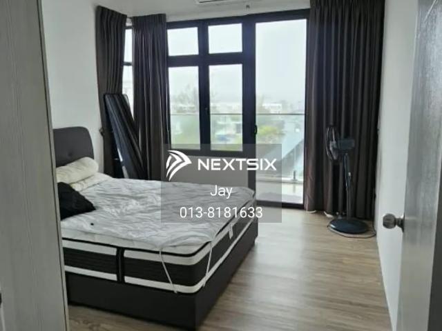 House for rent in Batu Kawa