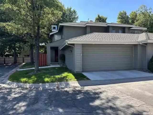 Condo for rent in Reno