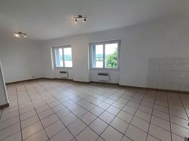Appartement location à Ville, Condrieu