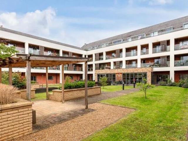House for sale in Bedford