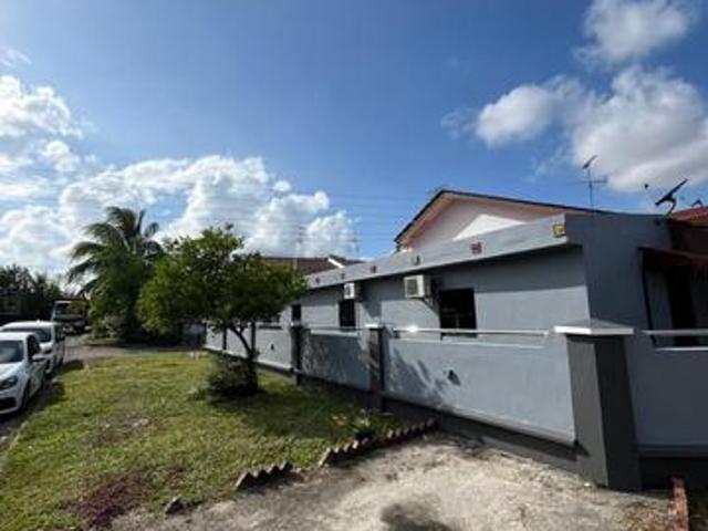 Terraced House for sale in Ulu Tiram, Johor