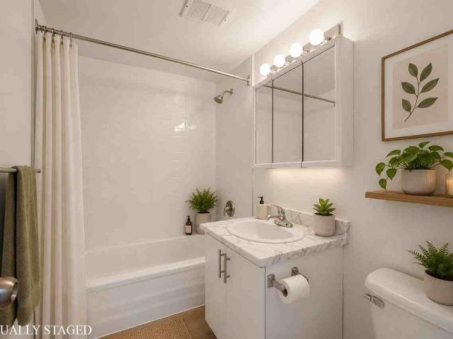 Apartment for rent in Ancaster, Ontario