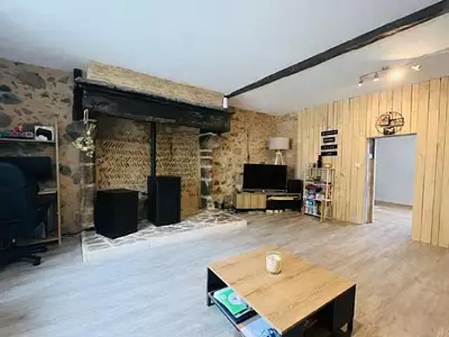 Maison vente à Confolens