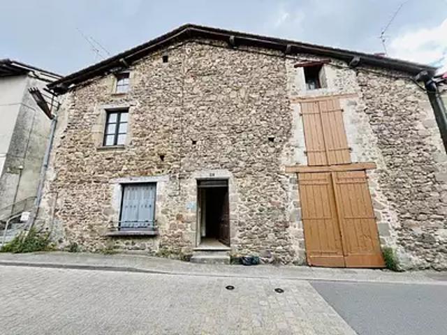 Maison vente à Confolens