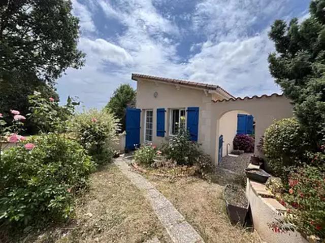 Maison vente à Confolens