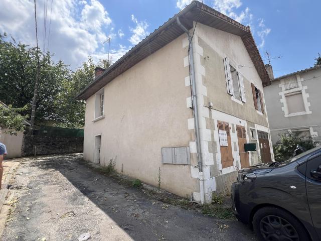 Maison vente à Confolens