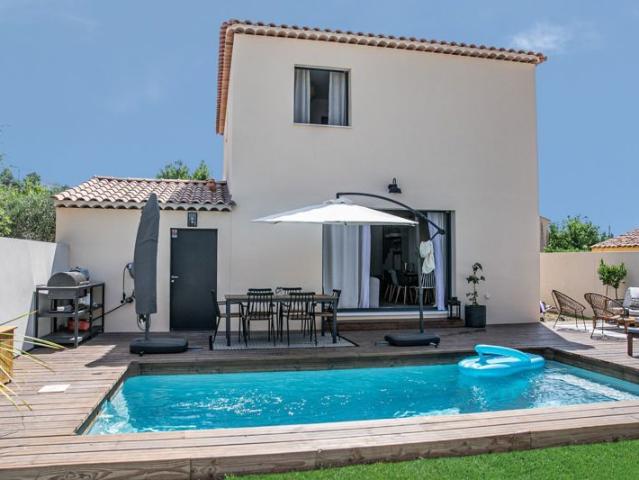 Maison vente à Carpentras, Travaillan