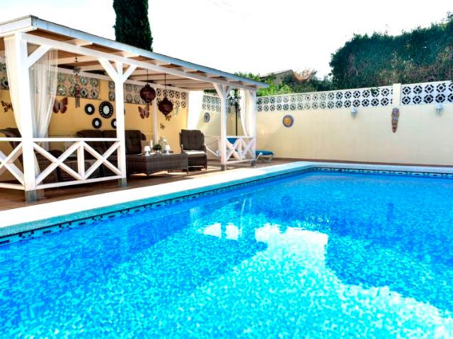 Casa en alquiler en Dénia, Barri les Roques