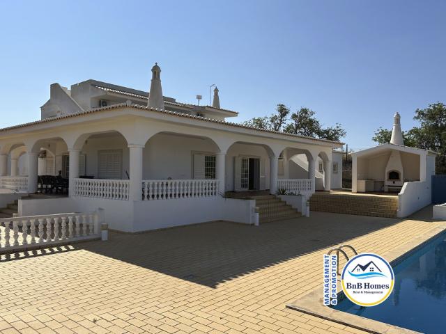 Casa alugar em Almeijoafras, Albufeira