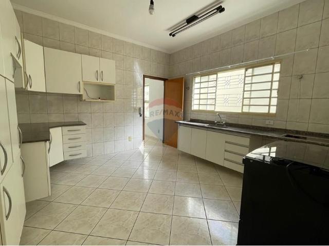 Casa aluguel em Centro - A, Rondonópolis