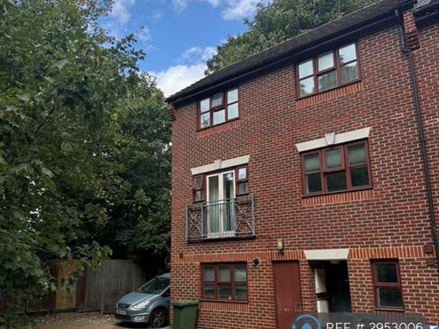 House for rent in Glyndon, Plumstead