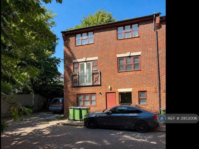 House for rent in Glyndon, Plumstead