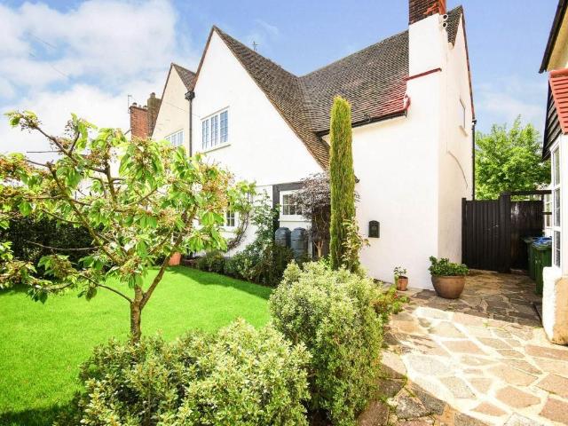 House for rent in Well Hall, Greater London